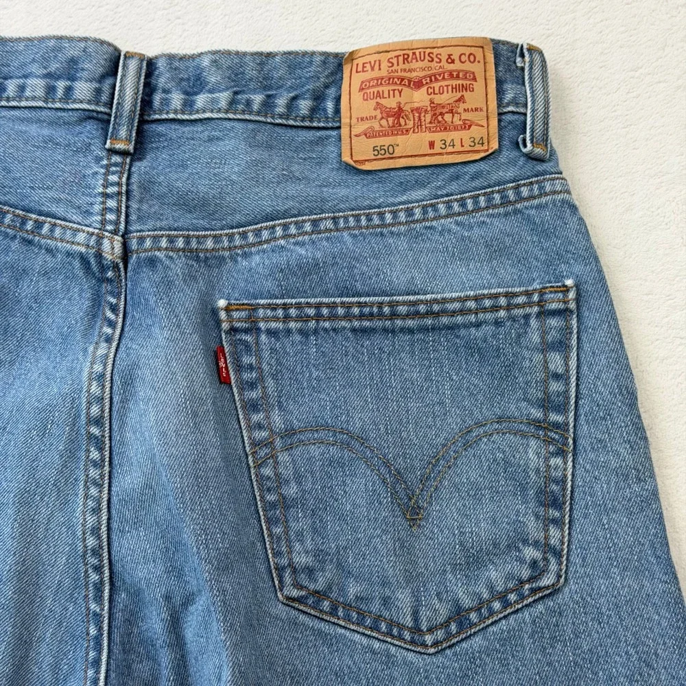 Levi's 550 Relaxed Fit Jeans Mens 34x34 Blue Good Medium Wash Denim